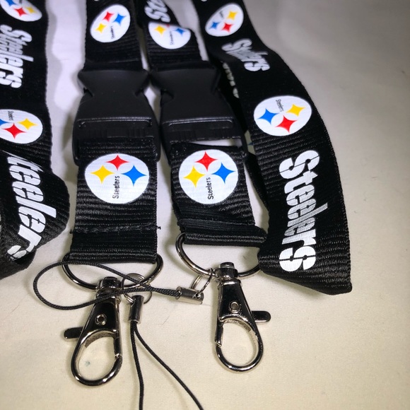 TWO (2) Pittsburgh Steelers Lanyards/Keychains - Picture 2 of 8